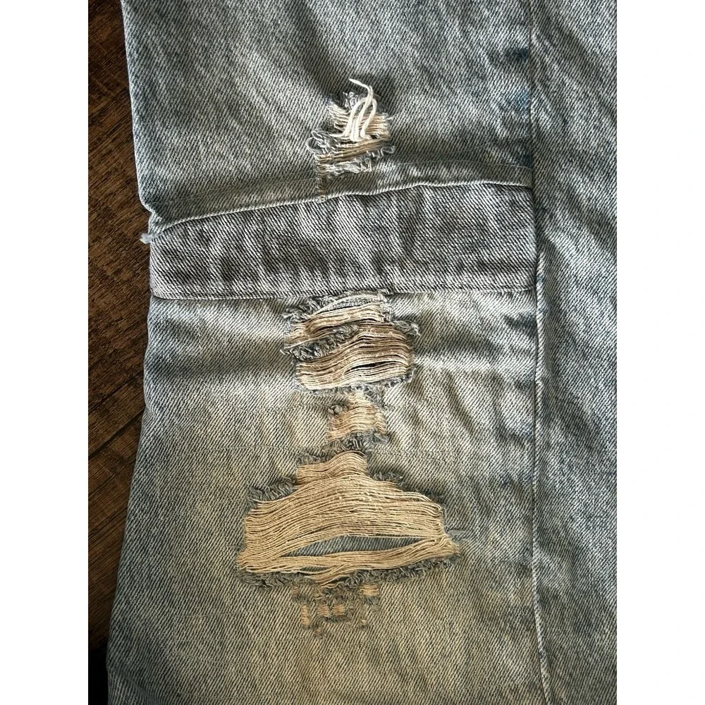 Vintage 1990s Levi's 501 Distressed Light Wash Jeans USA 30x29